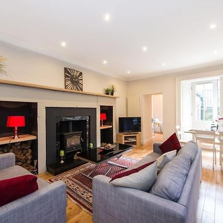 Self Catering , City Centre Apartment With Parking Edimburgo Esterno foto