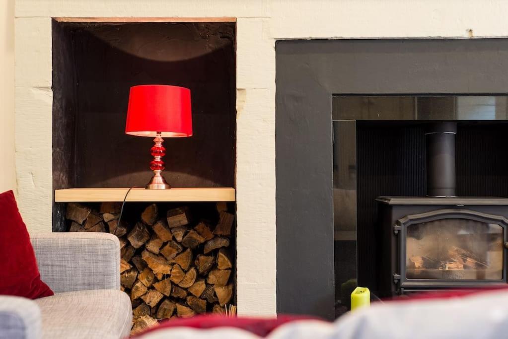 Self Catering , City Centre Apartment With Parking Edimburgo Esterno foto